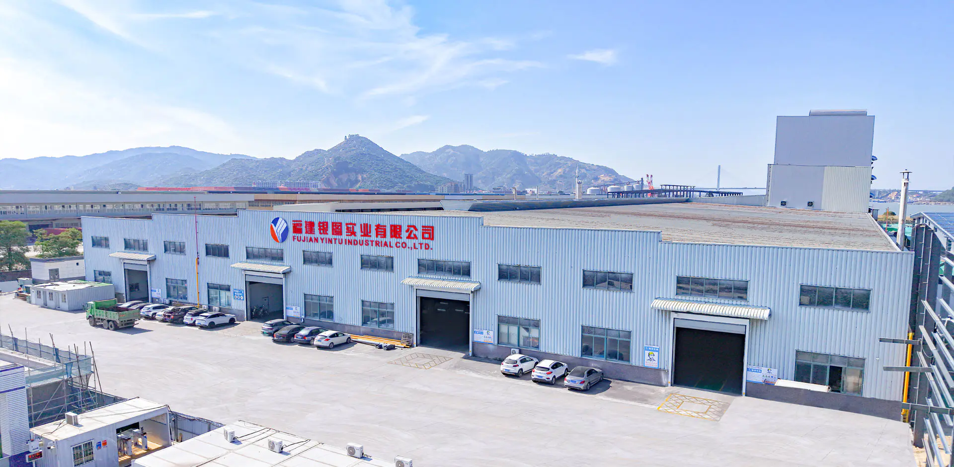 Werna dilapisi warna China